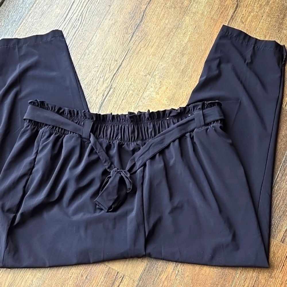 Stylus Black Paperbag Dress Pants Size 1X*
